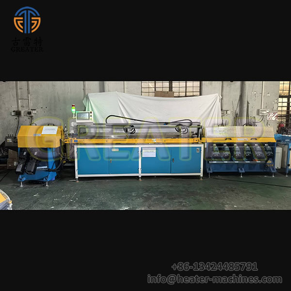 Máquina automática de laminación y reducción para calentadores tubulares con dispositivo de compensación de longitud
